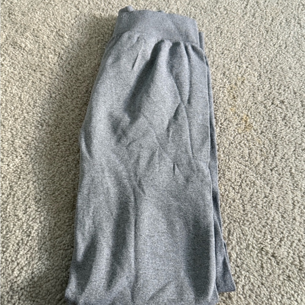 Gray leggings size medium